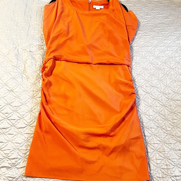 Orange, cold shoulder fitted midi dress. Never been worn. - Picture 3 of 6